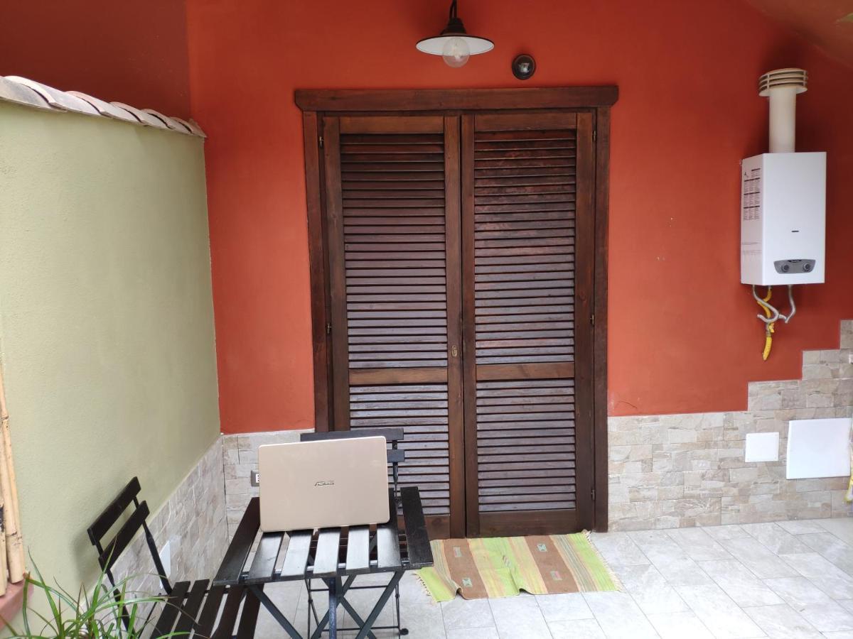 Villa La Casa Dei Poeti Villasimius Exterior foto